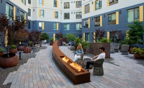 Камин гондола